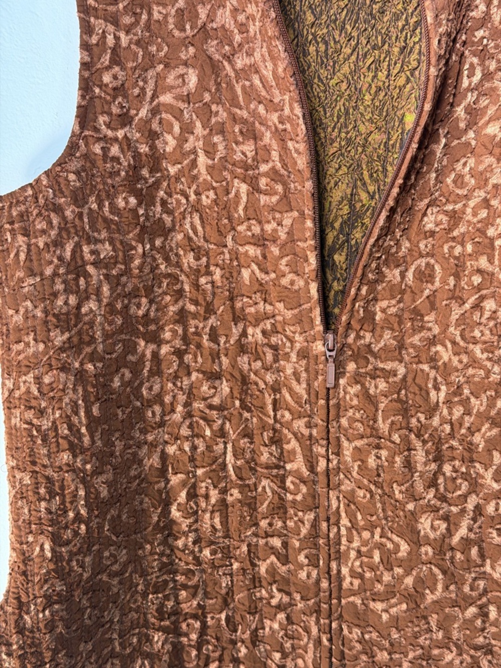 Coldwater Creek Metallic Bronze Textured Vest -medium - Picture 2 of 16